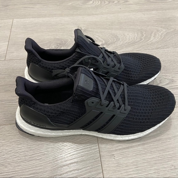 Black Adidas Ultraboost BB6166 - Picture 2 of 9